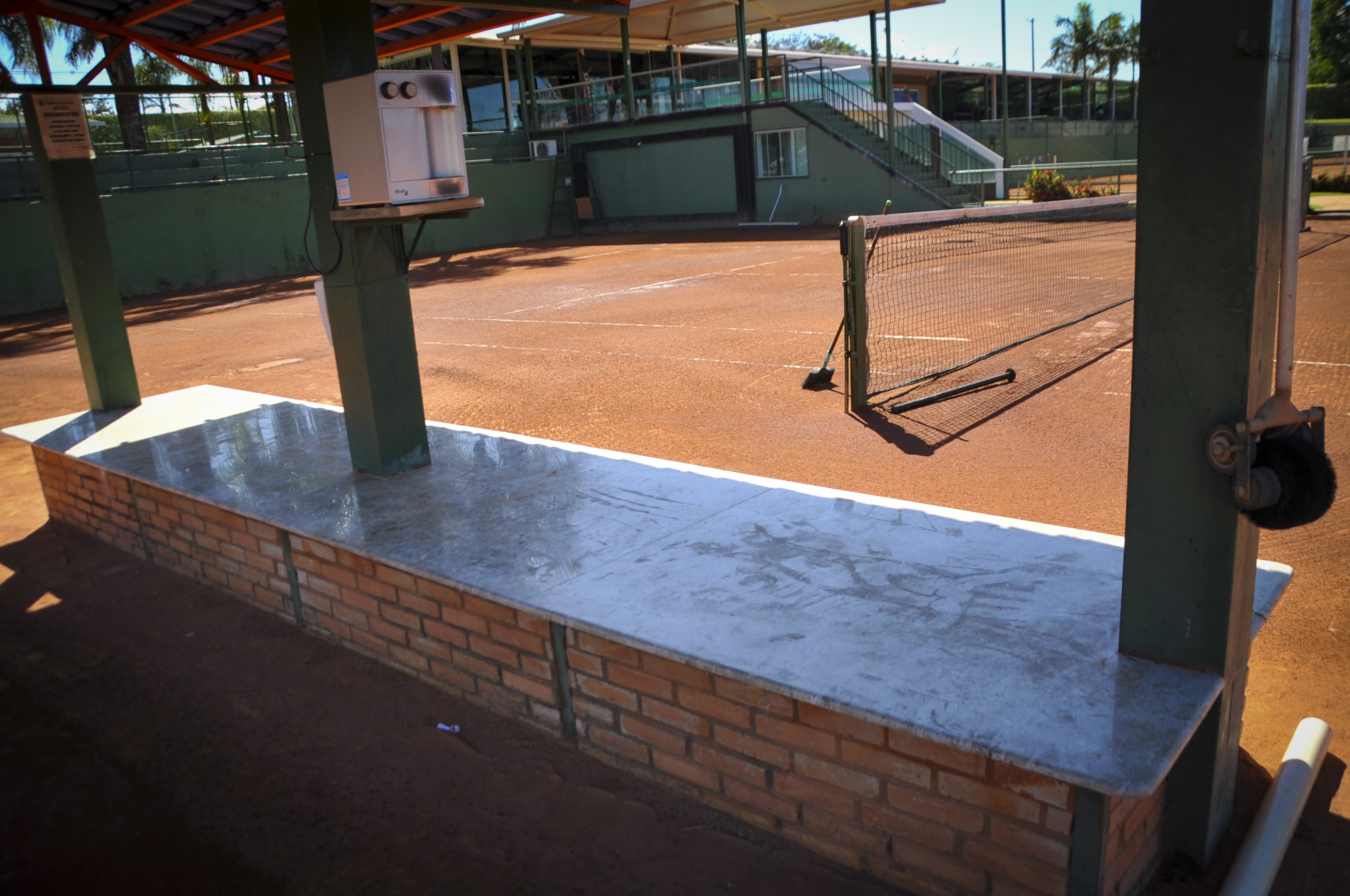 QUADRAS DE TÊNIS SAIBRO