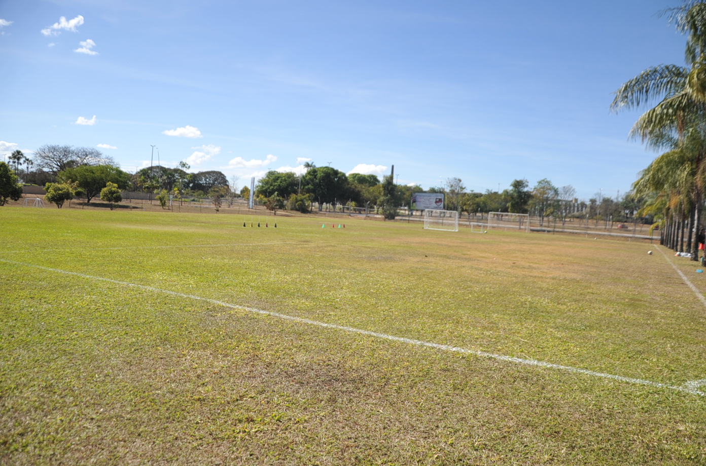 CAMPOS DE FUTEBOL