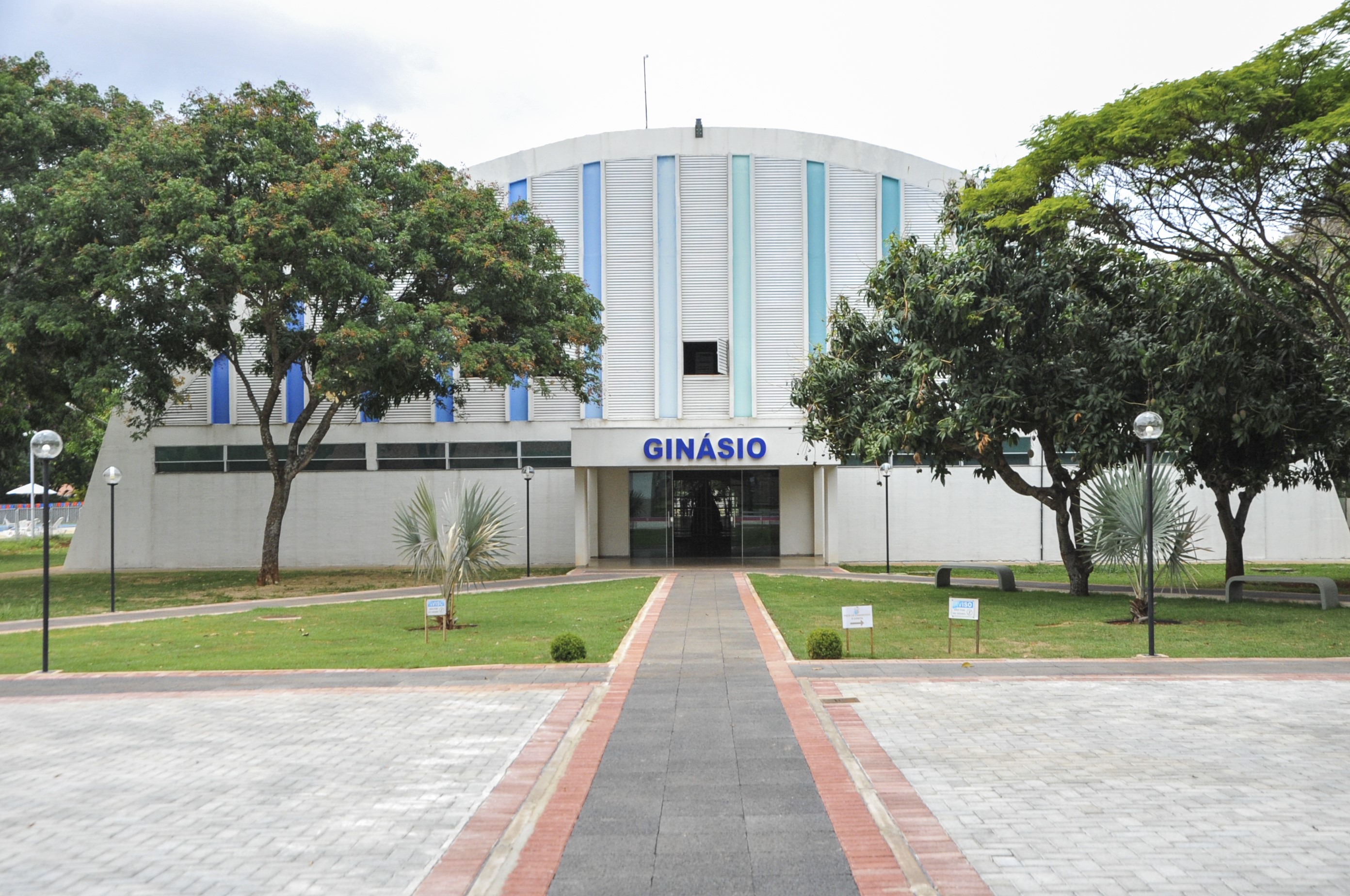 GINÁSIO